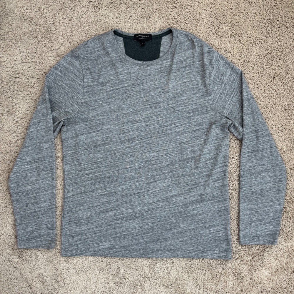 Banana Republic Long Sleeve T Shirt Mens L Grey Moisture Wicking Crew Neck Top